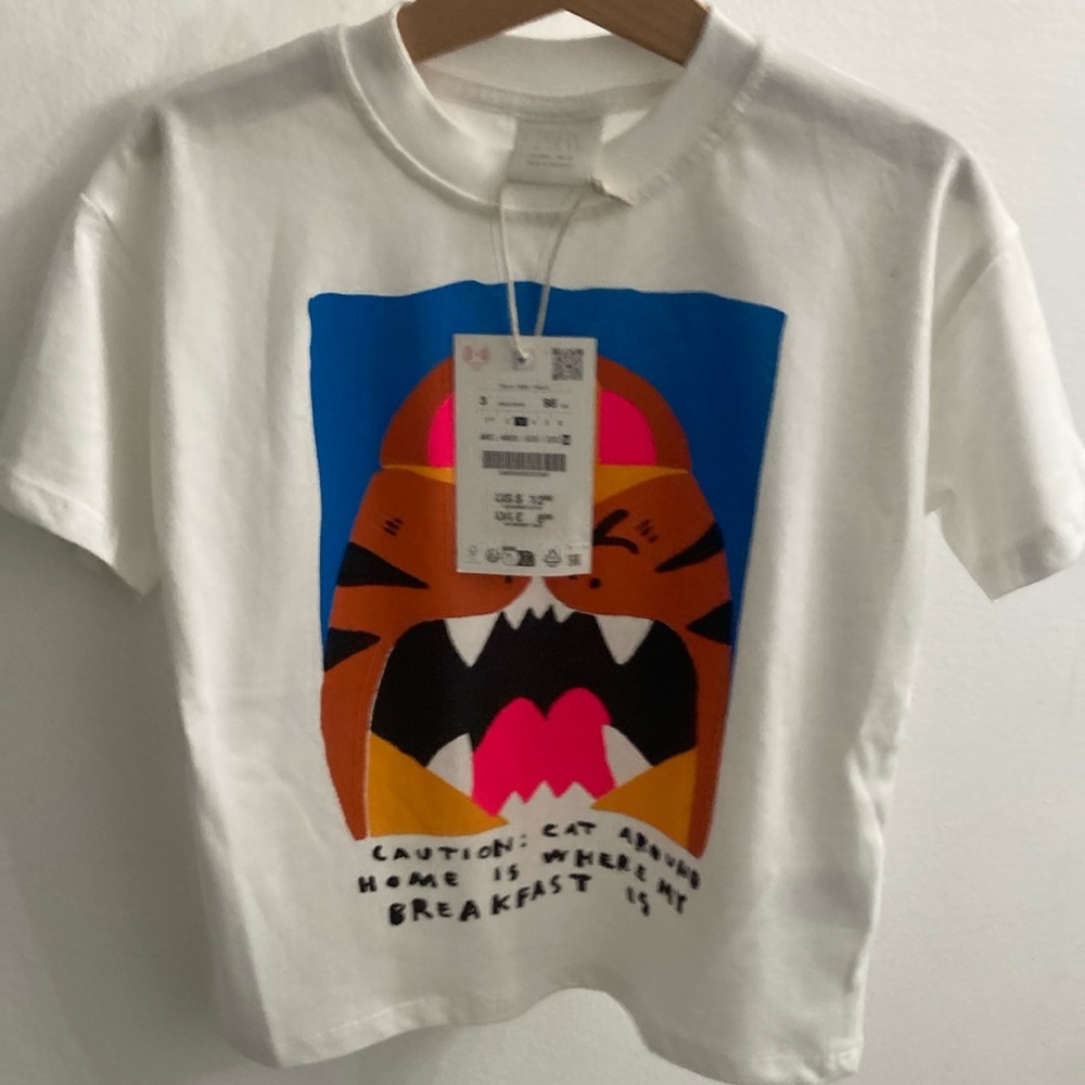 Zara White and Blue Short Sleeve Tee